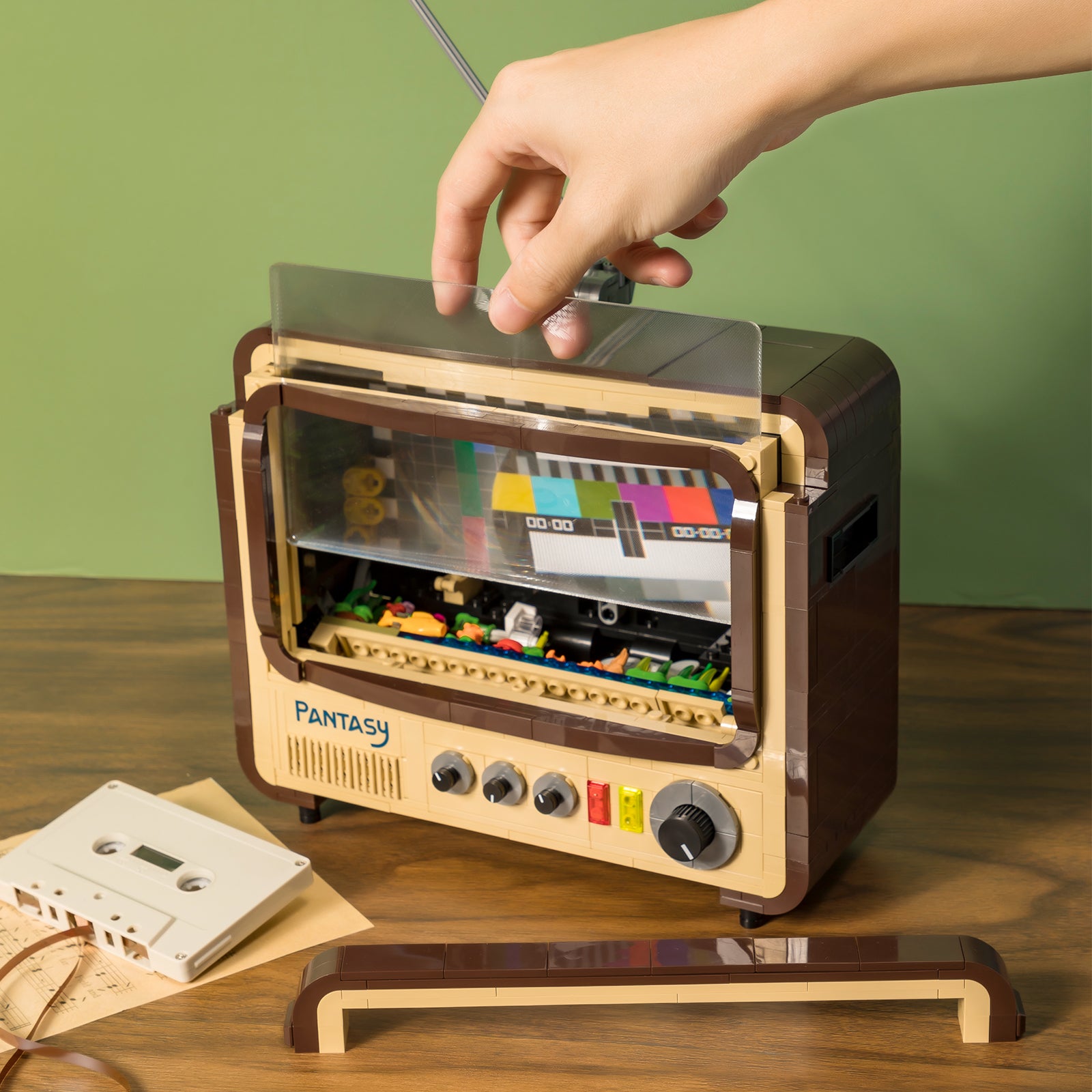 Retro 1960s Television 61008